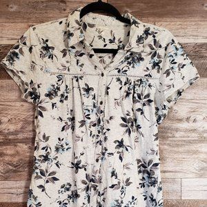 Ruff Hewn Gray Floral Button Tee Size M